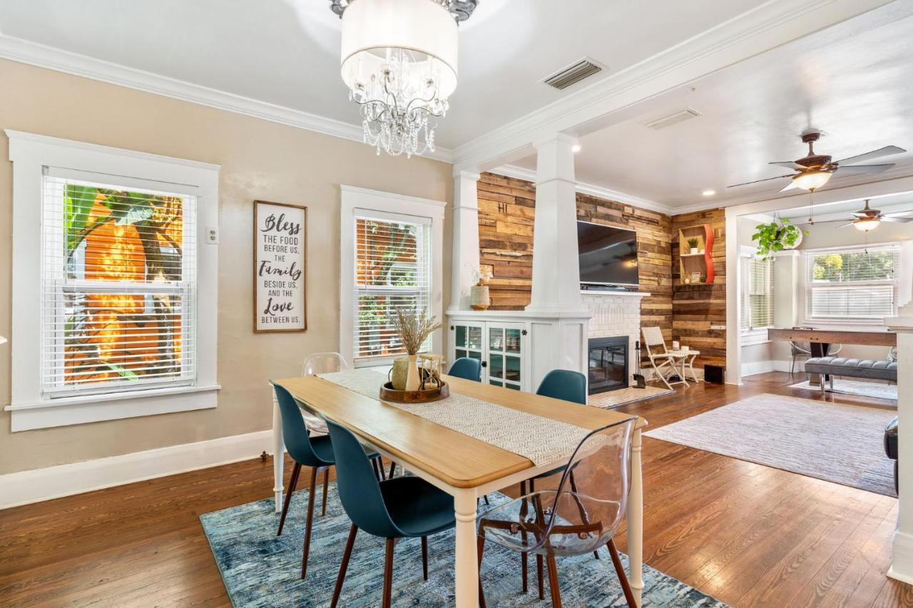 Four Different Options At One Great Location-- 1 - Spacious 3 Bed 2 Bath House Or 2- 2Nd Floor 2 Bed 1 Bath Guesthouse Or 3- 1St Floor Studio Or 3- A Tiny Home Rv Tampa Zewnętrze zdjęcie